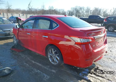 2015 Nissan Sentra Sr z USA, uszkodzony, nr VIN 3N1AB7AP7FY219347